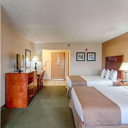 Park Tower Inn Pigeon Forge Bagian luar foto