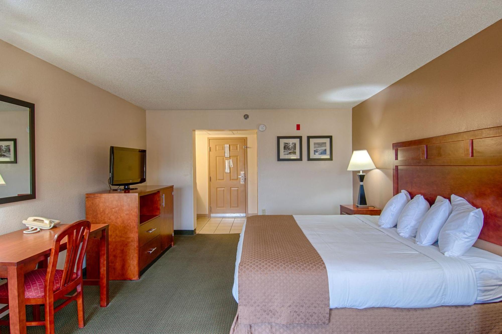 Park Tower Inn Pigeon Forge Bagian luar foto