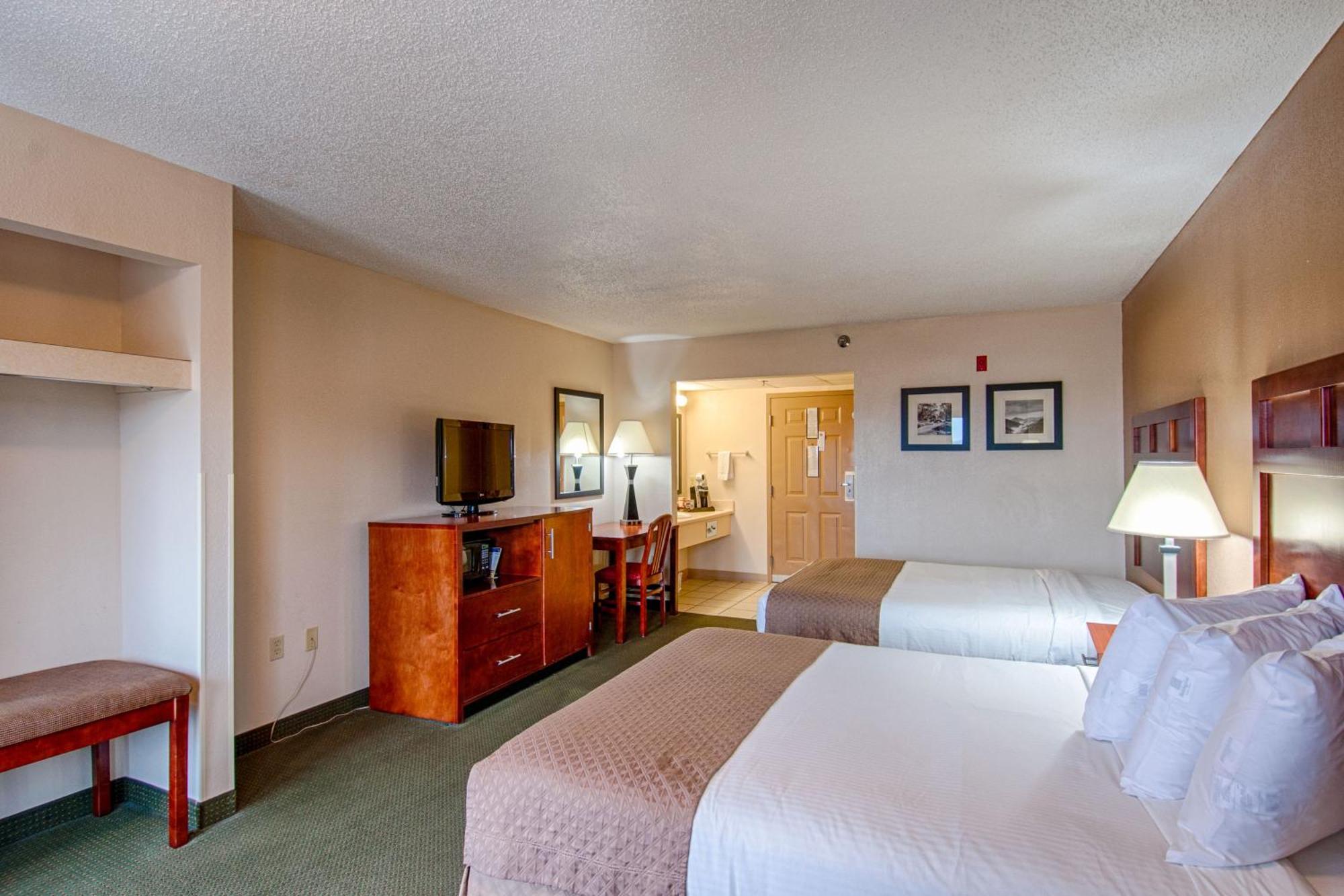 Park Tower Inn Pigeon Forge Bagian luar foto