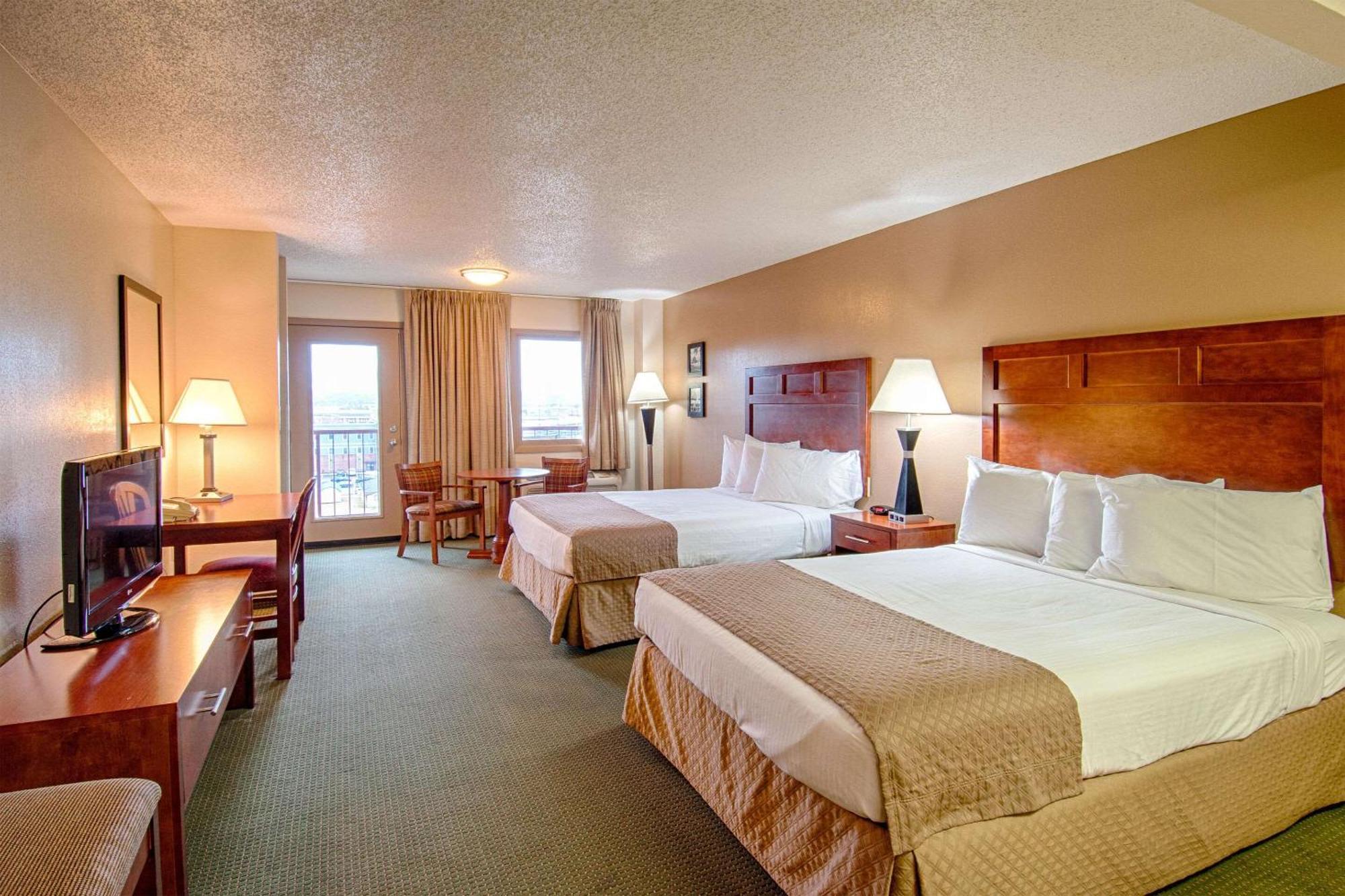 Park Tower Inn Pigeon Forge Bagian luar foto