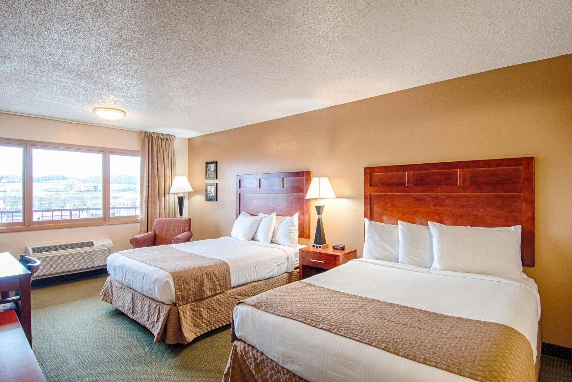 Park Tower Inn Pigeon Forge Bagian luar foto